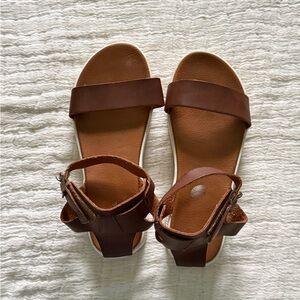 MIA Sandals